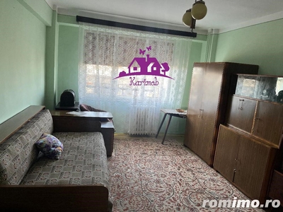 Apartament de ichiriat zona Nufarul