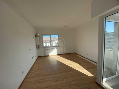 Apartament de vanzare 3 camere, APCJ244636FLO