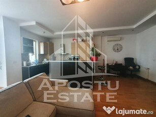 Apartament 2 camere, loc de parcare, zona Take Ionescu