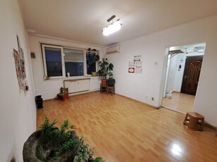 Apartament 3 camere Colentina, Teiul Doamnei vav Sectia 7 Politie