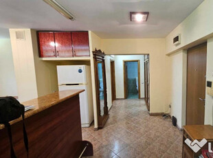 Apartament 3 camere INDEPENDENTEI