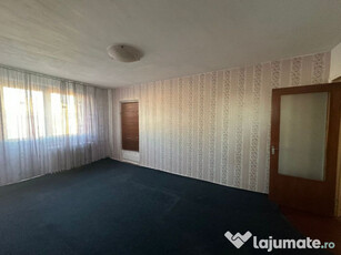 Apartament 4 camere DECOMANDAT Piata Sudului