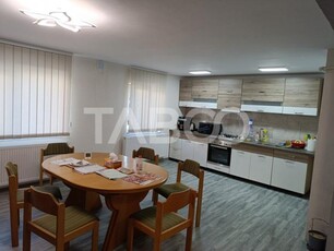 Apartament decomandat 4 camere 75 mp utili mobilat utilat Sebes Alba