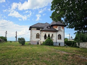 Casa Judetul Prahova, in Poienarii Burchii