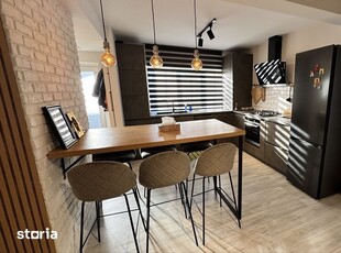 Casa tip duplex la 7 min de centru Suceava