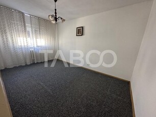 Comison 0% Apartament 4 camere 2 bai boxa la subsol etaj 3