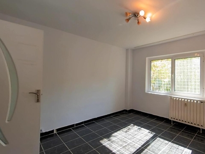 Decebal Piata Muncii Apartament 4 camere locuit firma