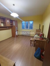 Apartament 2 camere CUG DECOMANDAT, etaj intermediar