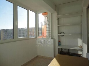 Apartament 3 camere, situat pe sos.Mihai Bravu nr.43, intre Obor si Ferdinand. de vanzare Obor, Bucuresti