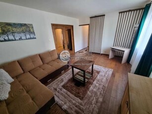 Apartament 3 camere - Zona Pacurari - 450 Euro