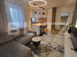 Apartament modern, 3 camere, intermediar, parcare, Zona Vivo !