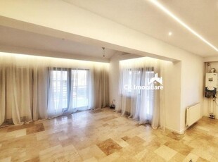 Apartament tip Penthouse Lux exista posibilitatea de achizie a inca unui apartament asemanator pe acelasi etaj