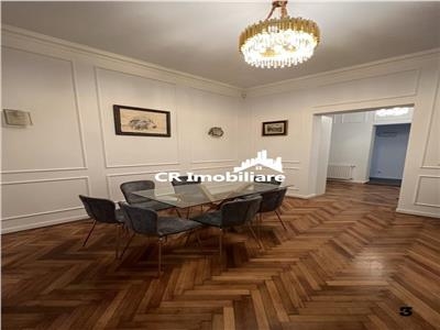 Apartament 4 Camere plus dependinte in vila interbelica Iancului