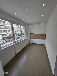 Apartament cu 2 camere, etaj 2, renovat, zona Stadion Bârlad;