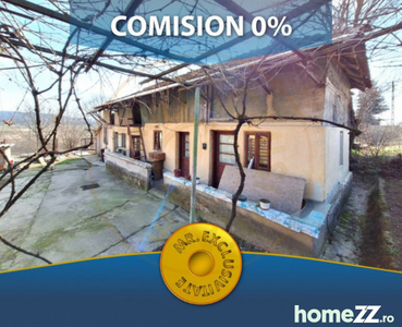 Casa de renovat teren de 1274mp intravilan Micesti-Purcareni