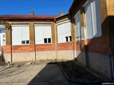 Casa in Arad zona Intim