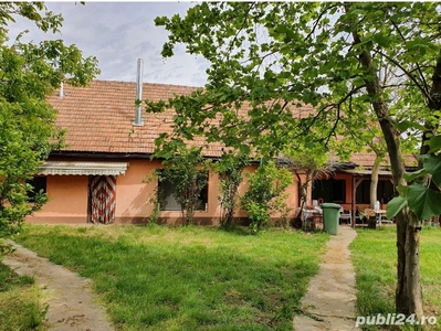 Casa la 23 km de Oradea