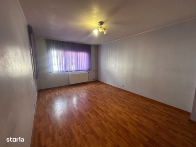 Vand apartament 2 camere