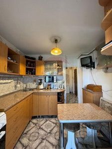 Apartament 3 camere vanzare in bloc de apartamente Timisoara, Aradului