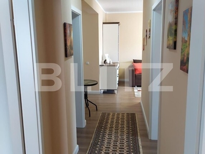 Apartament 4 camere, 80 mp, boxa, parcare subterana, 2 bai, 2 balcoane, zona Sub Cetate