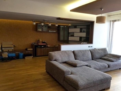 APARTAMENT 4 CAMERE