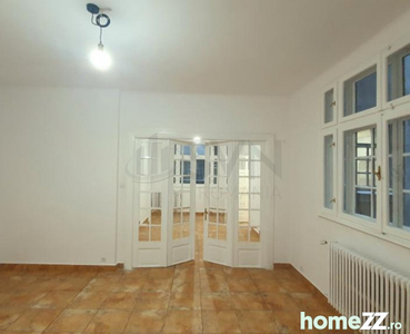 APARTAMENT 4 CAMERE ULTRACENTRAL ROMANA