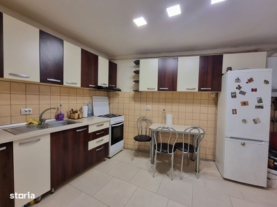 Vila tip duplex, ansamblu residential, Calea Bucuresti, zona Berceni