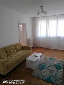 Inchiriere apartament 4 camere in zona Racadau Brasov