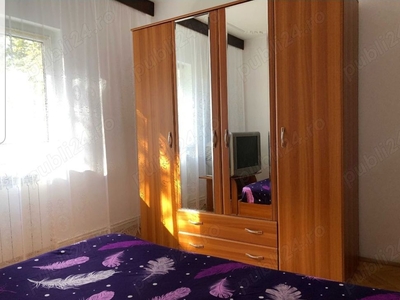 Apartament 3 camere decomandat - fiecare camera separata Galata Podul de piatra Mircea cu centrala