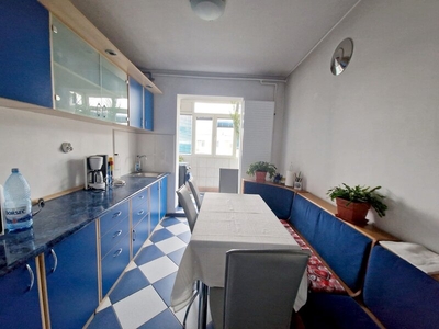 Inchiriere apartament 3 camere Drumul Taberei apartament 3 camere etaj 9 centrala Va p