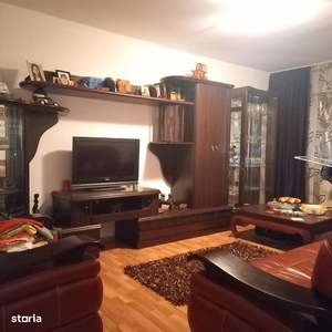 Vând apartament cu 2 camere, Mioveni -Maxi-Taxi