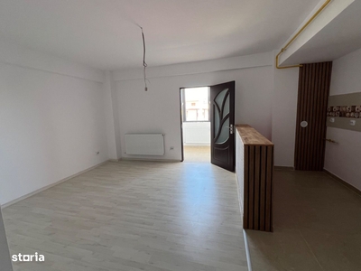 Apartament 3 camere decomandat zona Fortuna