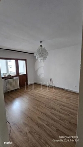 Apartament 3 camere în zona SIRENA