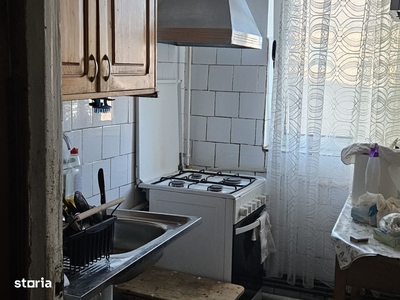 Apartament cu 46mp utili, balcon, parcare, zona Turnisor