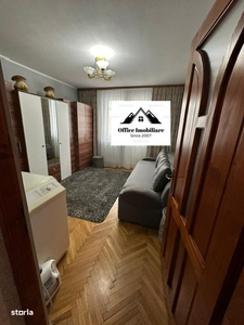 Bd București apartament 3 camere etaj intermediar cu garaj