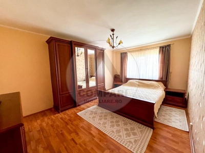 Vand apartament 2 camere Micro 14