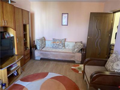 Apartament 2 camere, zona Piata Moldovei , 54 mp , decomandat , imbunatatit , mobilat