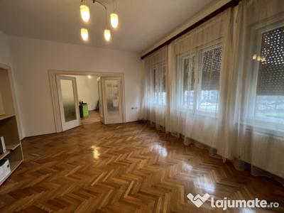 Apartament intabulat 4 camere 2 bai 148mp zona Central Sibiu