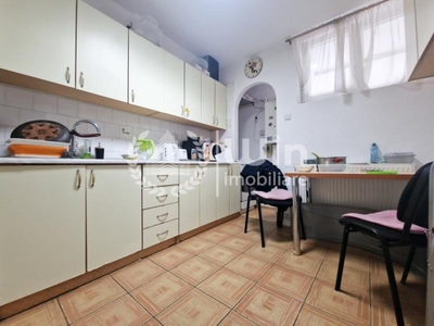 Apartament 2 cam | Decomandat | Etaj Intermediar | Omv Marasti!