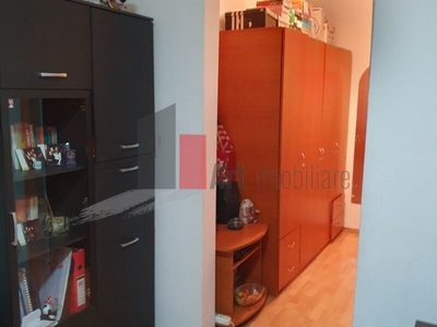 Apartament 3 camere Racovita vanzare apartament 3 camere va propun spre van