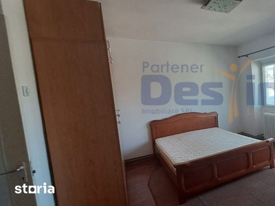 Descopera spatiul ideal! Apartament 72 mp + curte 100 m str Castelului