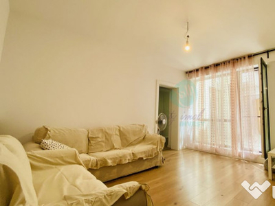 Apartament 2 camere cu terasa de 13 mp