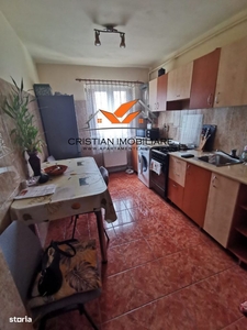 Apartament 2 camere decomandat , ETAJ 1, zona Dedeman!