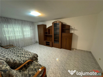 Apartament 2 camere, etaj 1, hol patrat, logie balcon 60mp