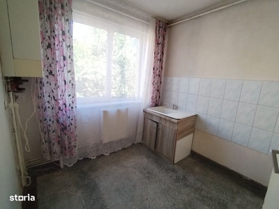 Apartament 2 camere, etaj 1, Ultracentral, bd-ul București!