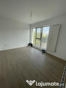 Apartament 2 camere|gata de mutat|zona excelenta