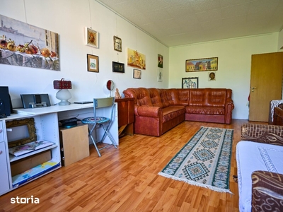 Apartament 3 camere 71 MP+loc parcare+boxa, str. Sitarului/Brasov