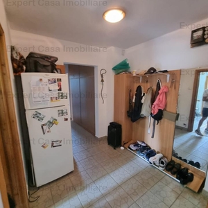 Apartament 3 camere Decomandat. Pacurari. Petru poni