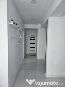 Apartament 3 camere decomandat, zona d-na Stanca, 81,69 mp