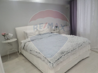 Apartament 3 camere inchiriere in bloc de apartamente Bucuresti, P-Ta Alba Iulia